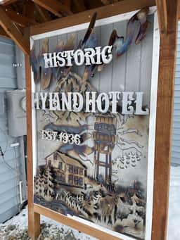 Duncklee Room 202, Hyland Hotel