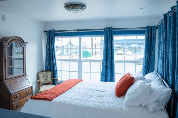 Palmer Suite 101, Hyland Hotel